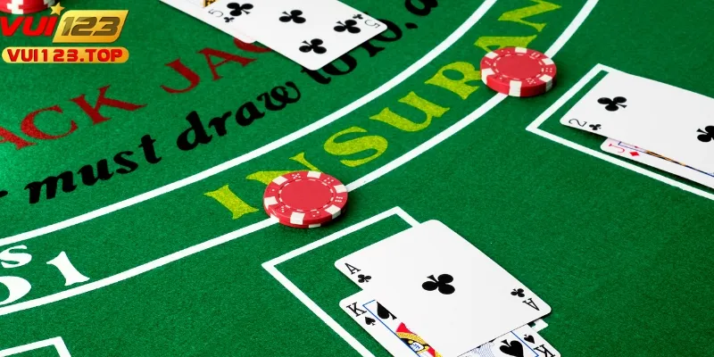 Game bài Blackjack có cách chơi đơn giản và thú vị thu hút nhiều cược thủ